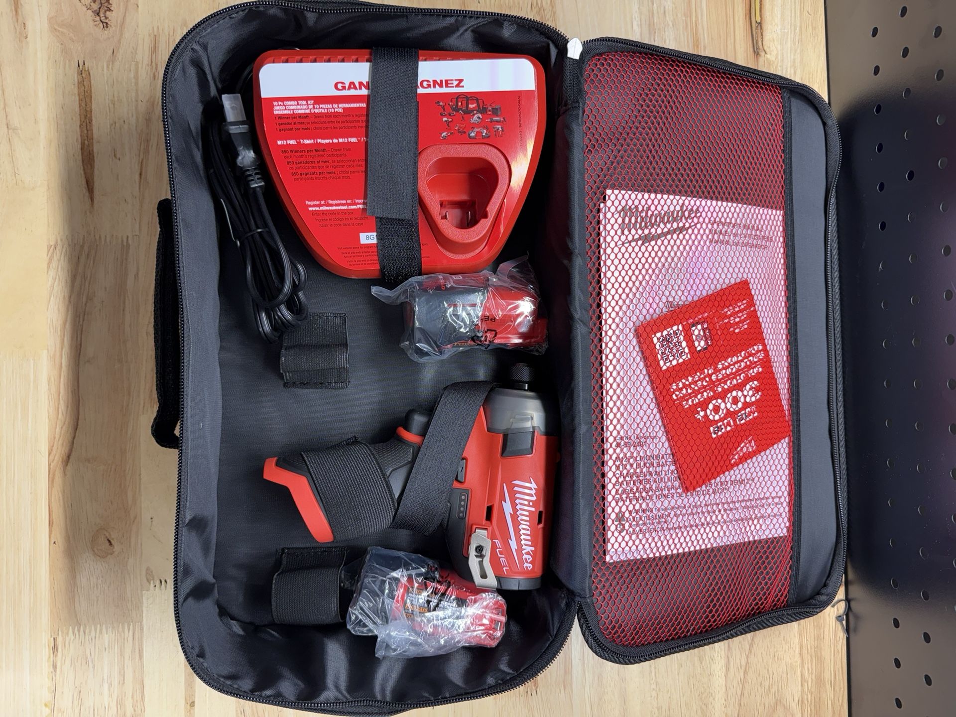Milwaukee M12 Fuel Hex Impact 