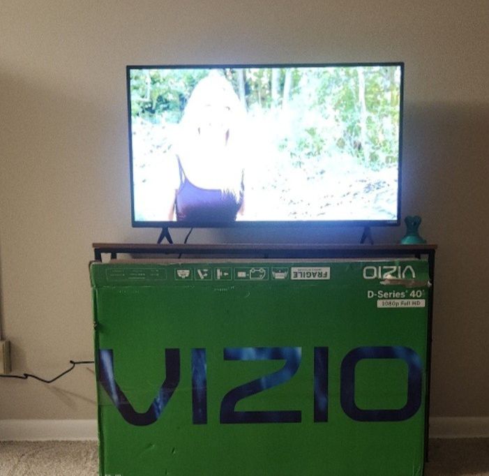 40 Inch Vizio Smart TV 