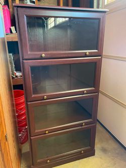 Wooden glass cabinet 5ft tall 2.5ft wide
