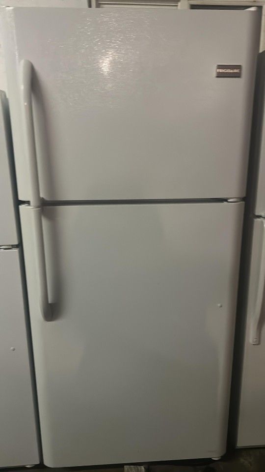 Frigidaire Top Frezer Refrigerator 