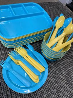 NEW Set Of 12 Plastic Kids Dishes 