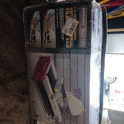 2.5 Horsepower  10 Inch Tile And Brick Saw