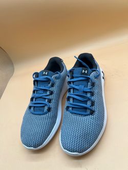 Under Armour Slingflex blue  black women size 9