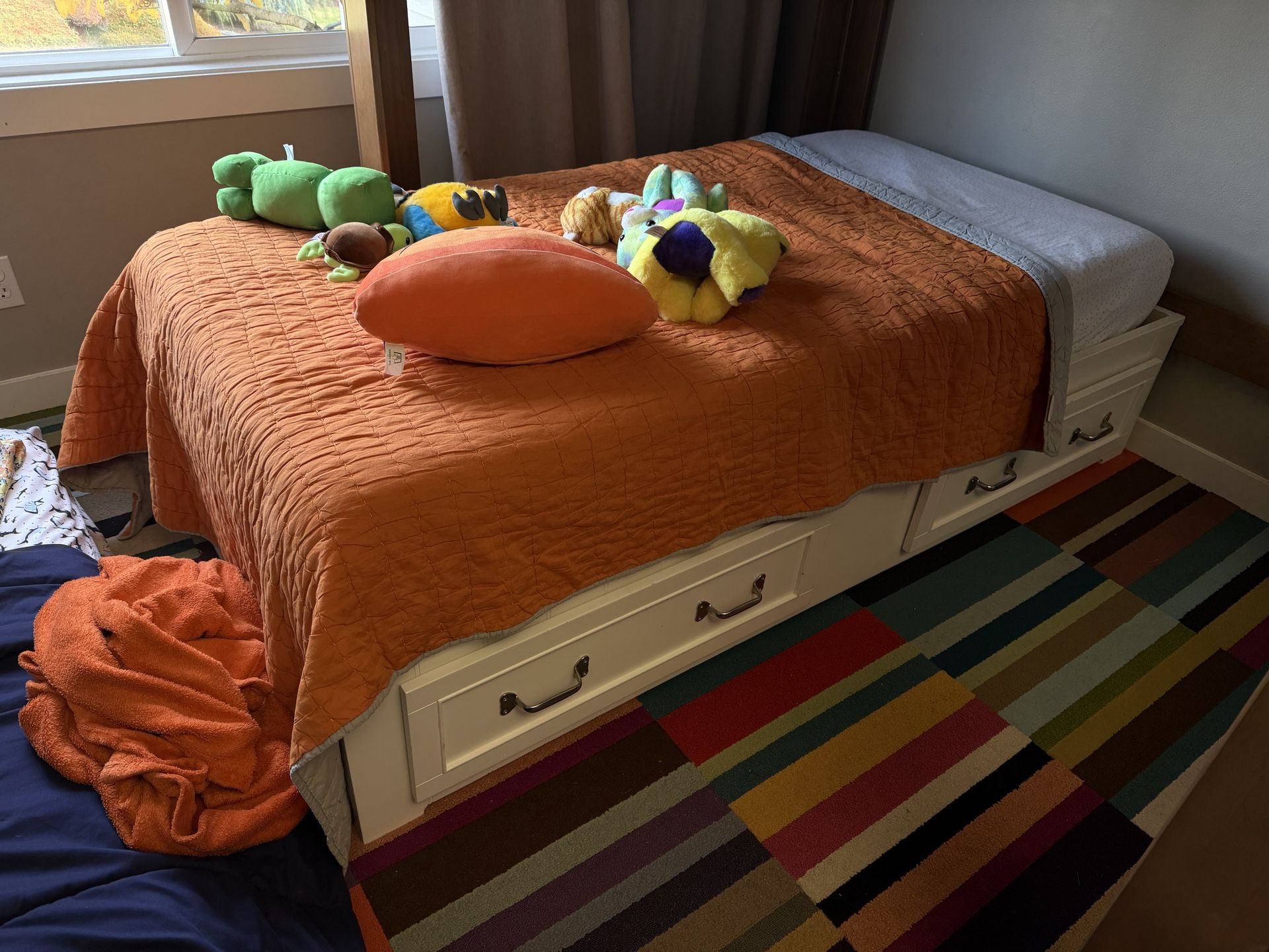 Pottery Barn Twin Bed