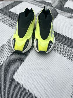 Yeezy 700s