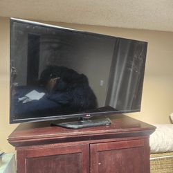 Pre-owned LG TV 42inch- Needs Repair