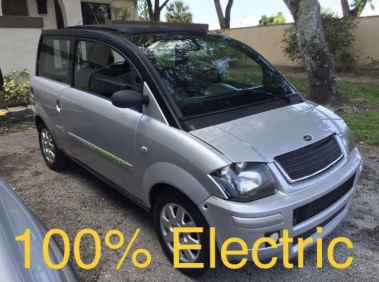 2010 Zenn 100% Electric Neighborhood Vehicle (Need Batteries) 
