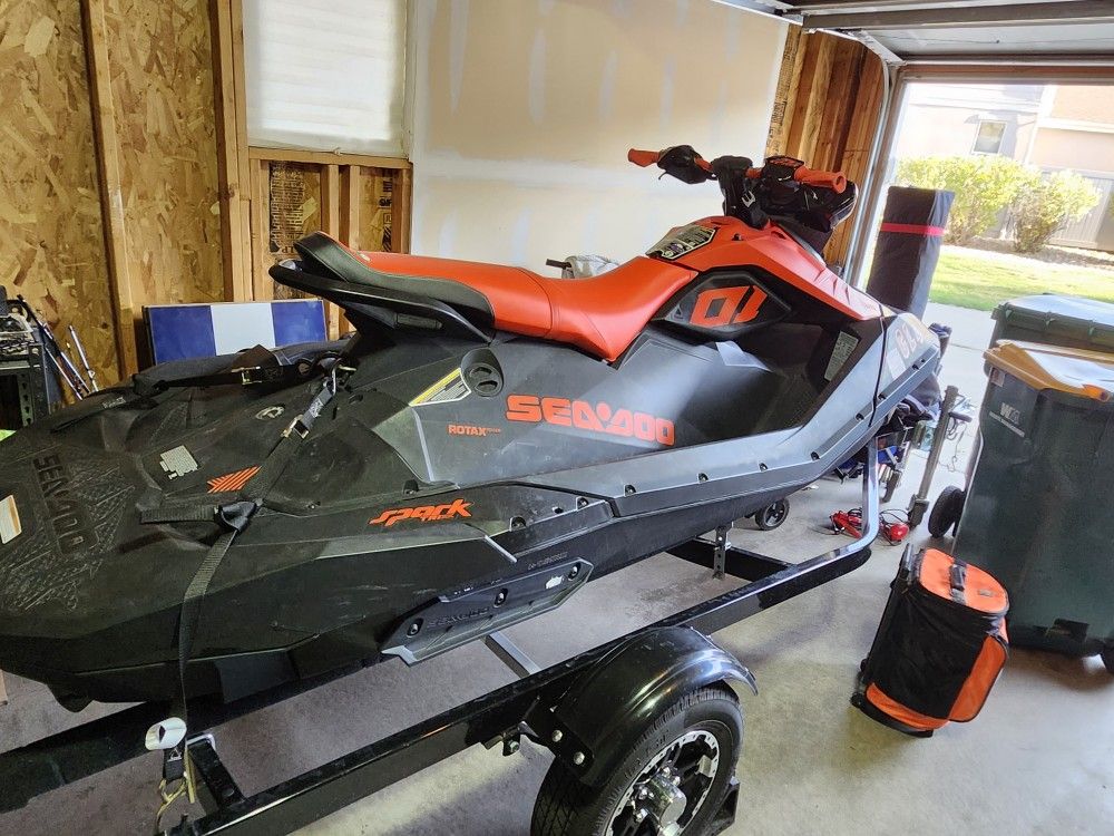 2022 Seadoo Spark Trixx 3up With Sound