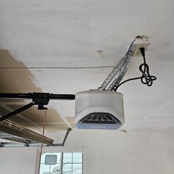 Chamberlain garage door opener