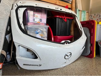 2010 Mazda 3 hatchback parts bundle