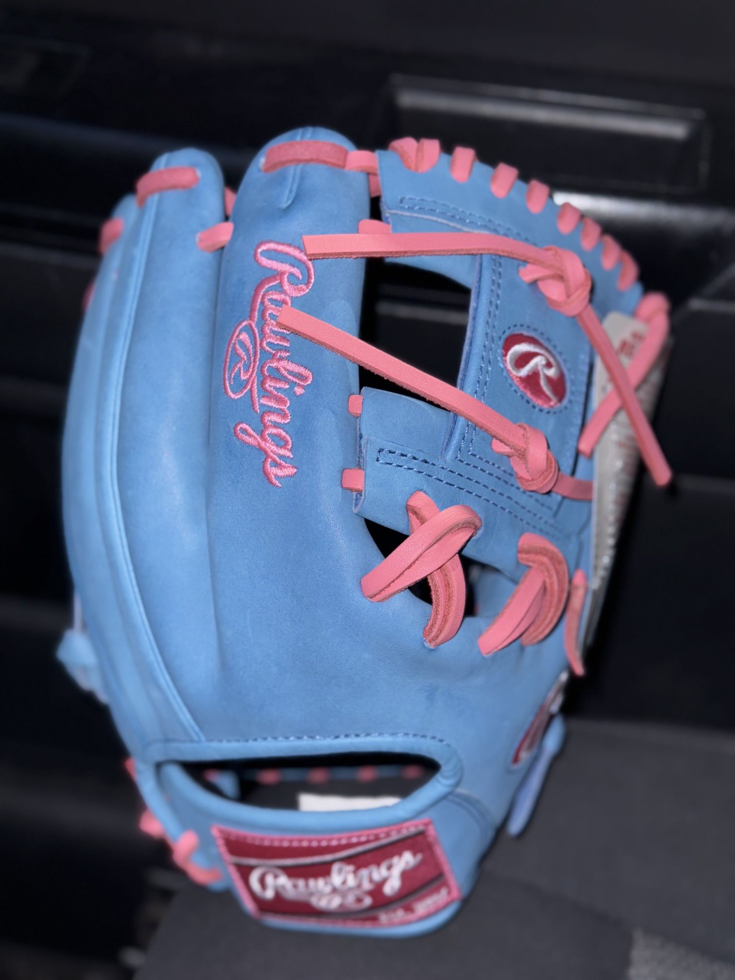 Rawlings 11.5” Heart Of The Hide R2G Series Glove 2024