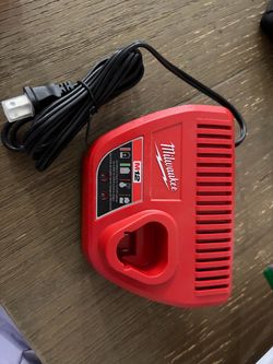 Milwaukee M12 charger