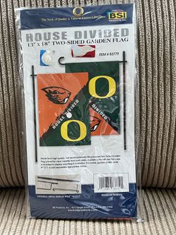 U of O/OSU House Divided Garden Flag