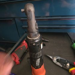 16V CORDLESS INFINIUM™ 1/4" SEALED HEAD RATCHET KIT - ORANGE