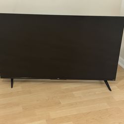 TCL Roku 43" Smart TV (Slight Damage)