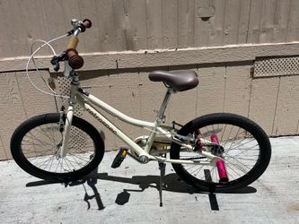 like new bike everything works good tires size 20” good condition