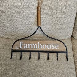 Farmhouse Sign 