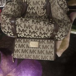 Michael Kors Purse  And Matching Wallet 