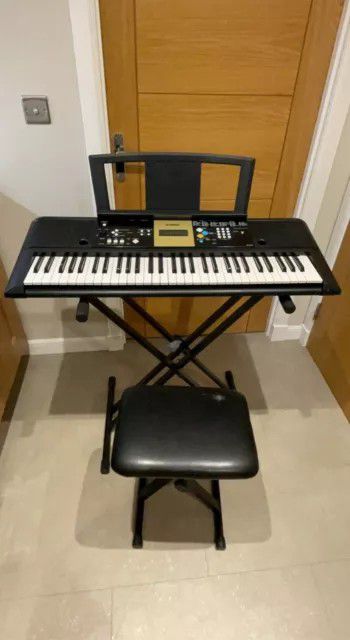 Yamaha Keyboard Piano With Stand And Bench Seat