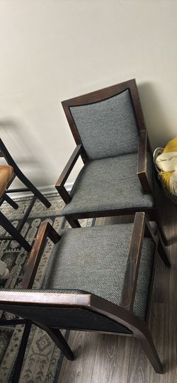 2 big chairs