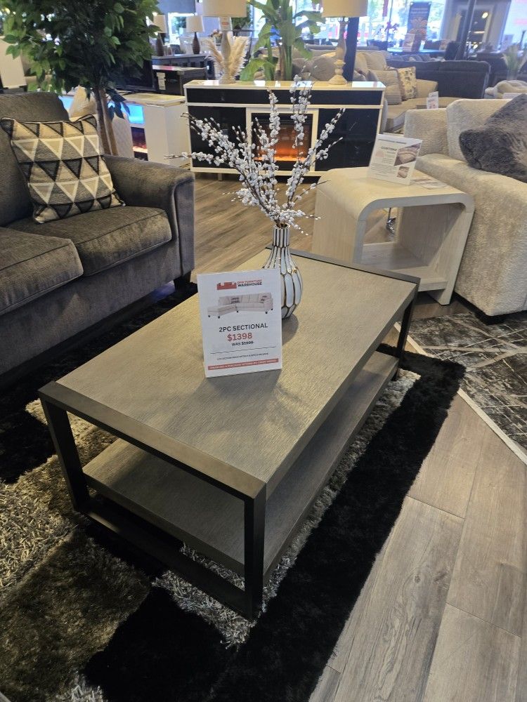LAST ITEM COFFEE TABLE $198