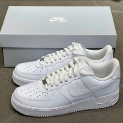Nike Air Force 1 Triple White Men’s 9.5 Brand New w/ OG Box