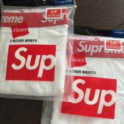 Supreme Boxer White/Red Size Small