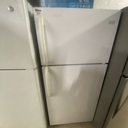 Top Freezer Refrigerator 