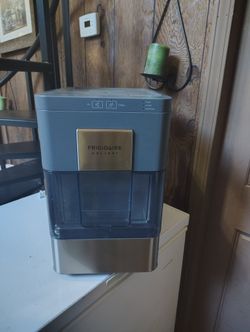 Frigidaire Gallery nugget ice maker 
