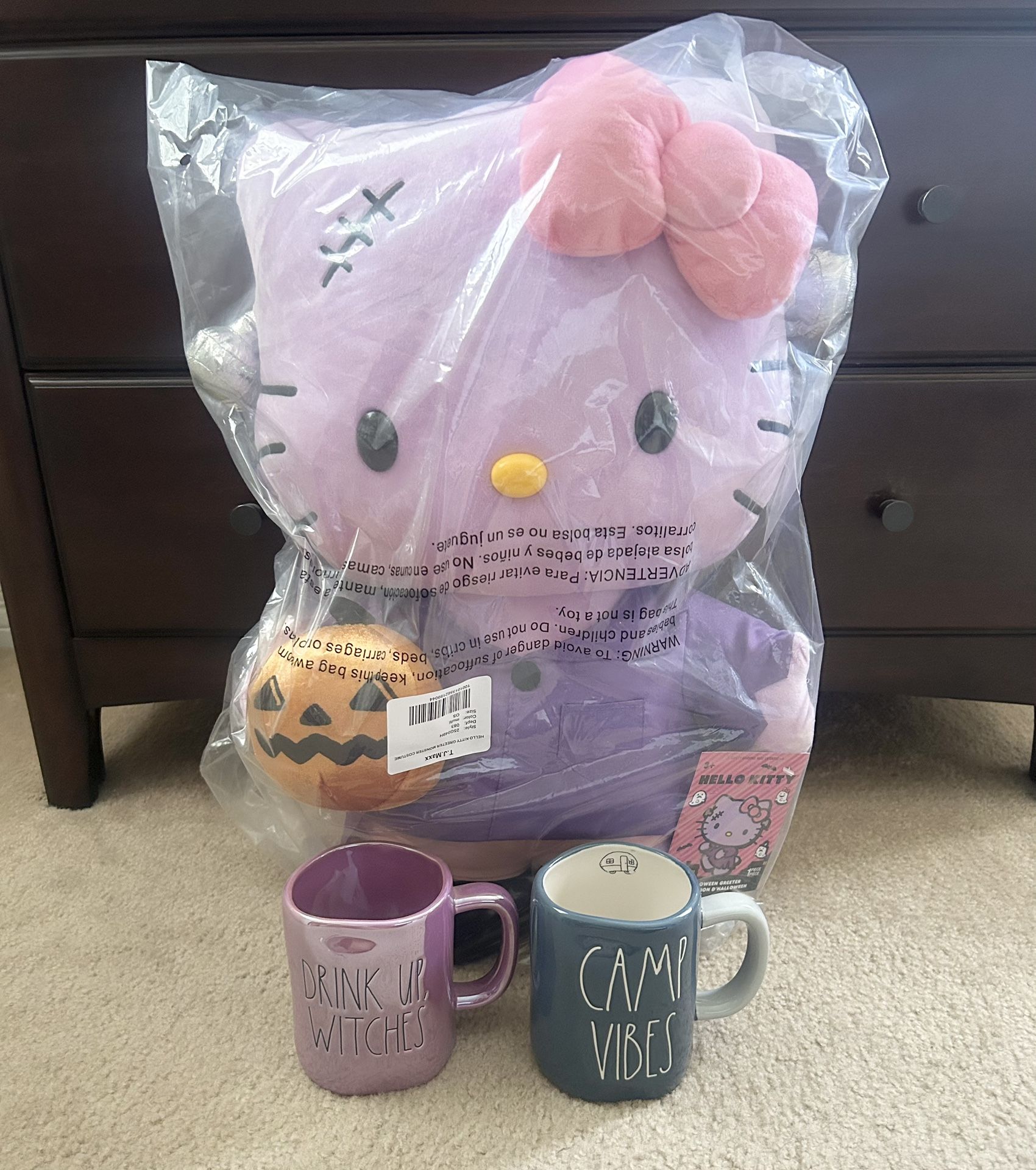 Hello Kitty Greeter
