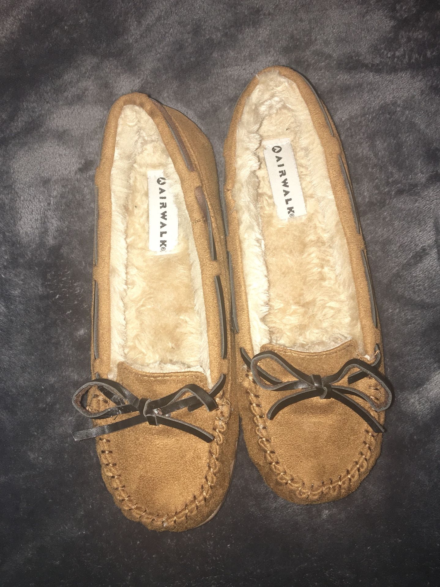 Airwalk Moccasins