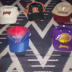 Vintage Caps & Snapbacks