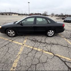 2001 Ford Taurus