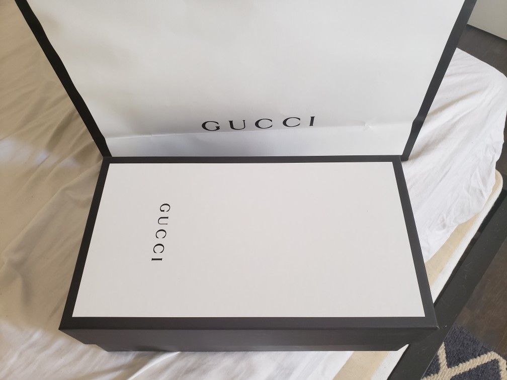 Gucci empty shoe box and bag - no sticker