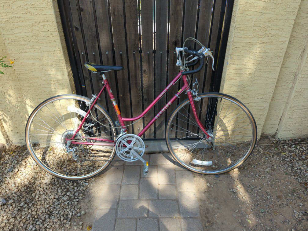 Schwinn World Sport Vintage Bicycle 