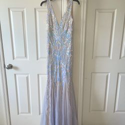New Windsor Sequin Prom Dress/Gown (Small)