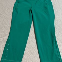 Levi Lululemon Size 12 Con Bolsa