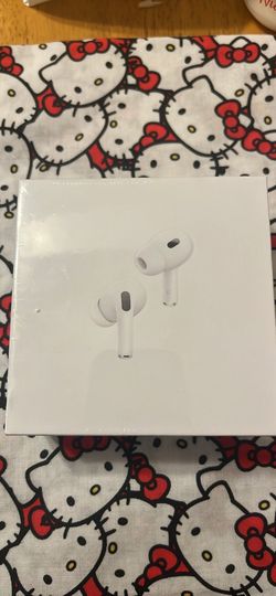 Apple AirPods Pro (2nd generation) with MagSafe Charging Case (USB-C)