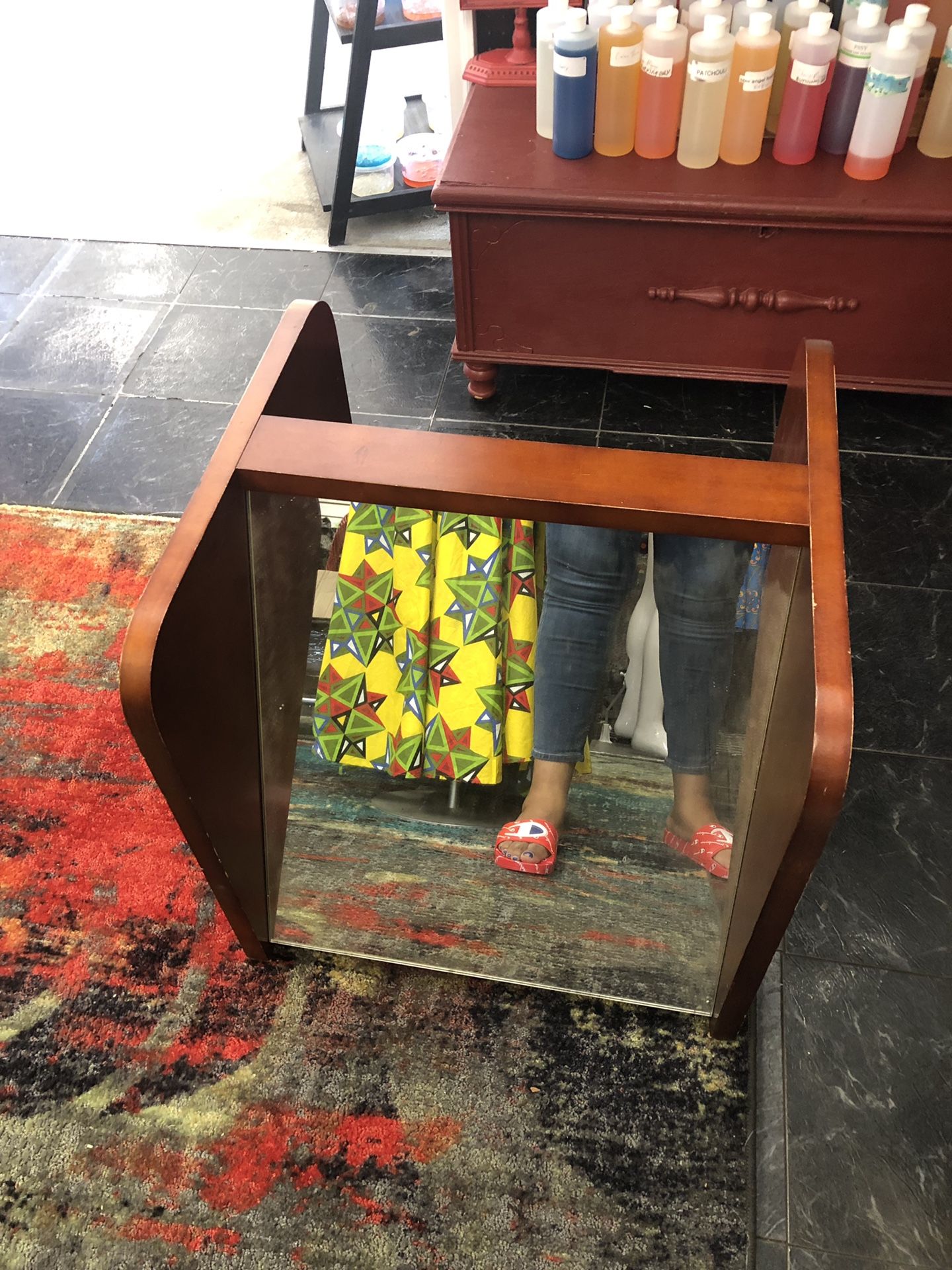 Commercial Shoe mirror
