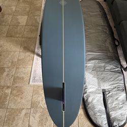 8’6” Surfboard