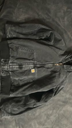 MEN’S CARHARTT JACKET (MEDIUM TALL)