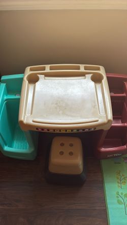 Simplay3 Create & Store Art Desk