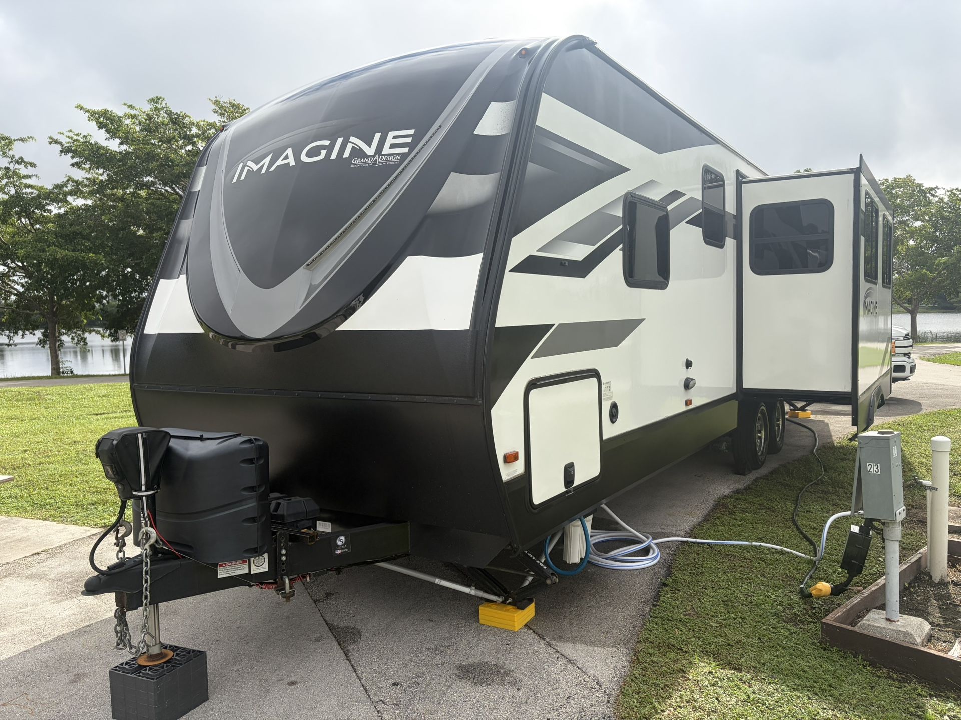 2022 Grand Design 2910BH