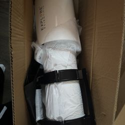  Explore Scientific 127mm dia 1/7.5 Air-Spaced Triplet Apochromat