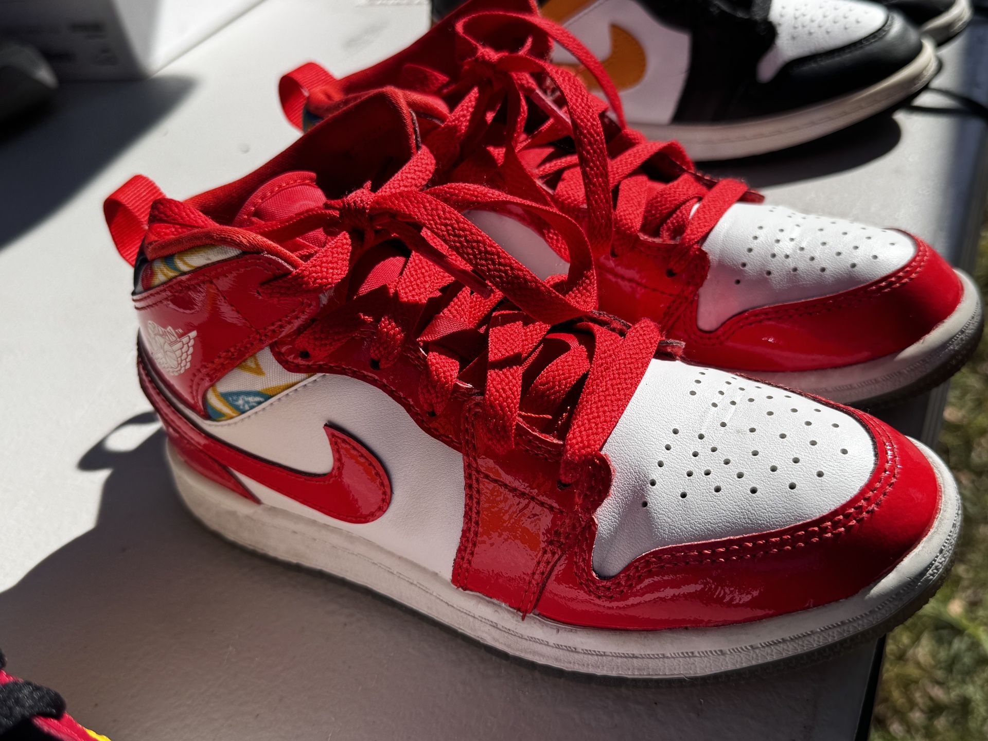 Jordan Boy Sneaker