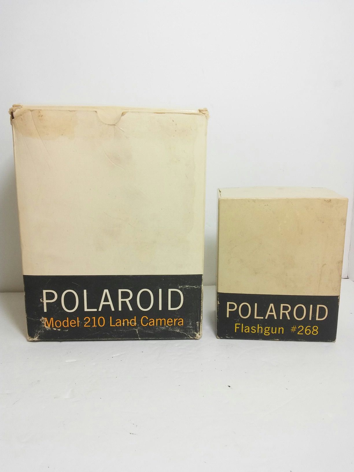 VTG 1960s POLAROID 210 Automatic Land Camera Flash Film Clip & Manuals in Box