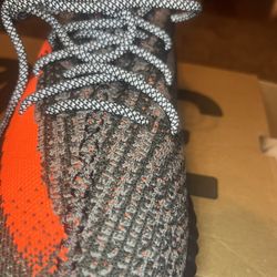 Yezzy 350 V2 Carbon Beluga Size 12