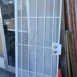 $85 each! RELIABILT Magnum 36-in x 81-in White Steel Universal/Reversible Surface Mount Security Screen. Retails $156 each  Two available