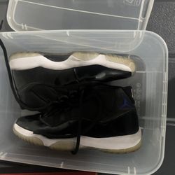 Jordan 11 Space Jams Size 10.5