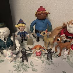The Rudolph and the Island of Misfit Toys Vintage Large Figure Collection Set from Playing Mantis 2001 - Like New